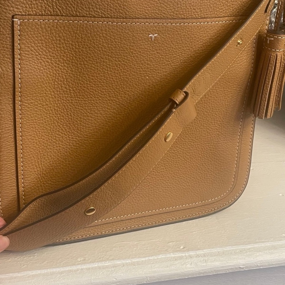 Tory Burch Large Crossbody - Picture 7 of 9